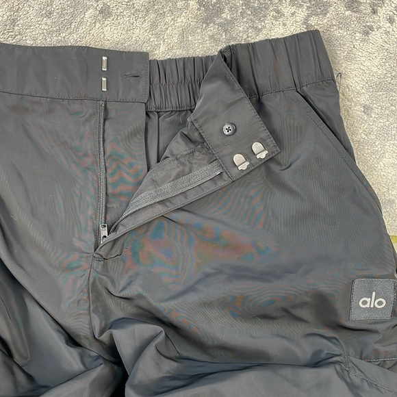 New Alo Yoga Black Break Line Celana Jogger Cargo Pants Relaxed Sz L - Picture 12 of 13